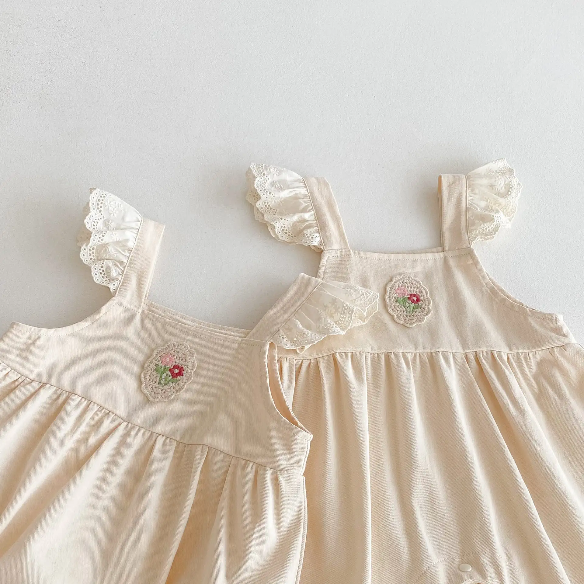 【66-100cm】姉妹服フラワー刺繡ロンパース、サロペット