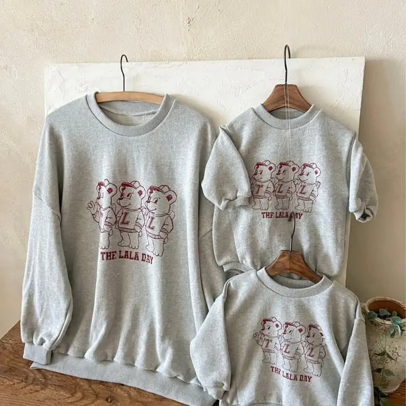 【66-90cm】スリーベア長袖ロンパース