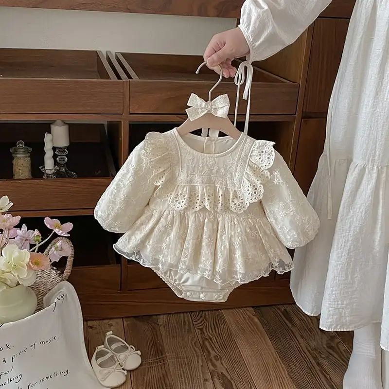 【66-90cm】レースプリンセスフリルロンパース