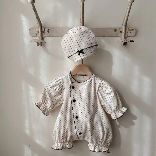 【66-90cm】柔らかドットロンパース