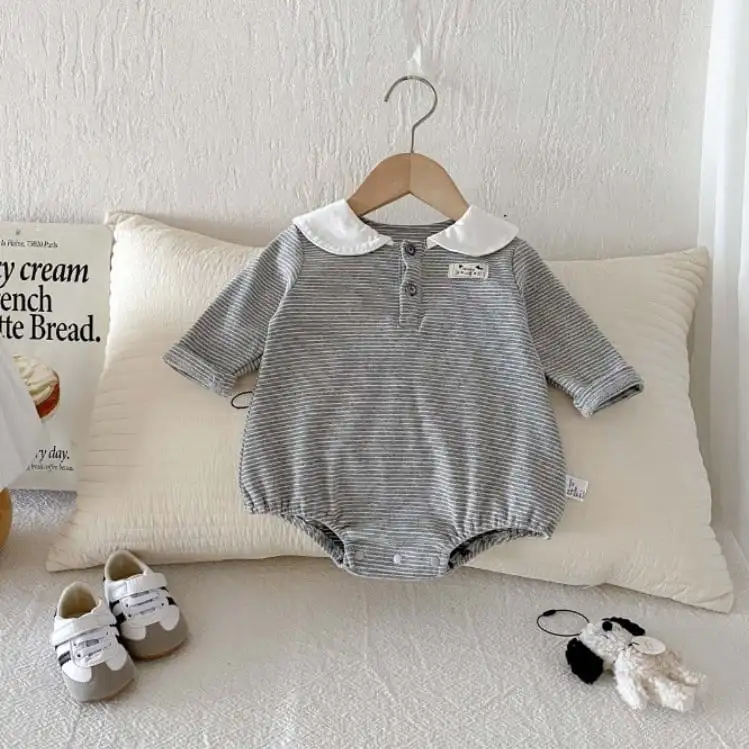 【66-90cm】グレーボーダー可愛いロンパース