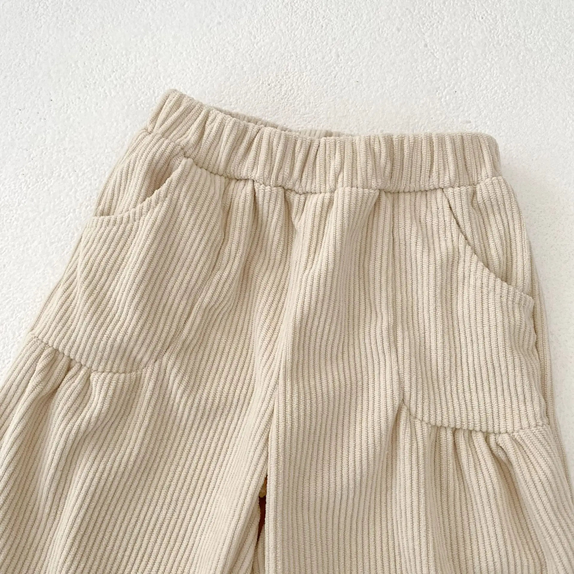 【66-100cm】コーデュロイルーズパンツ