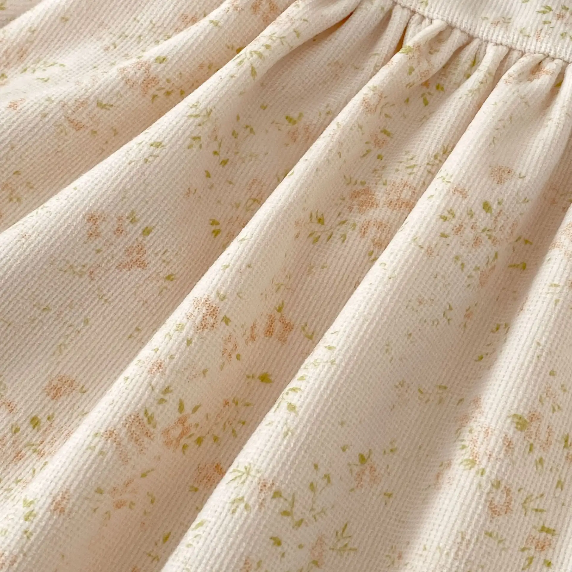 【73-110cm】コーデュロイフラワーワンピース