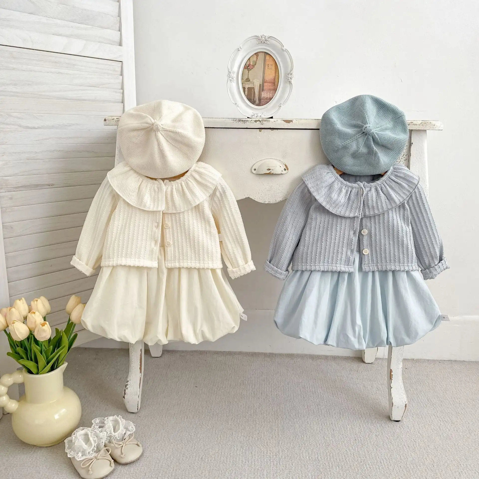 【66-90cm】フリル襟カーディガン＆ロンパース