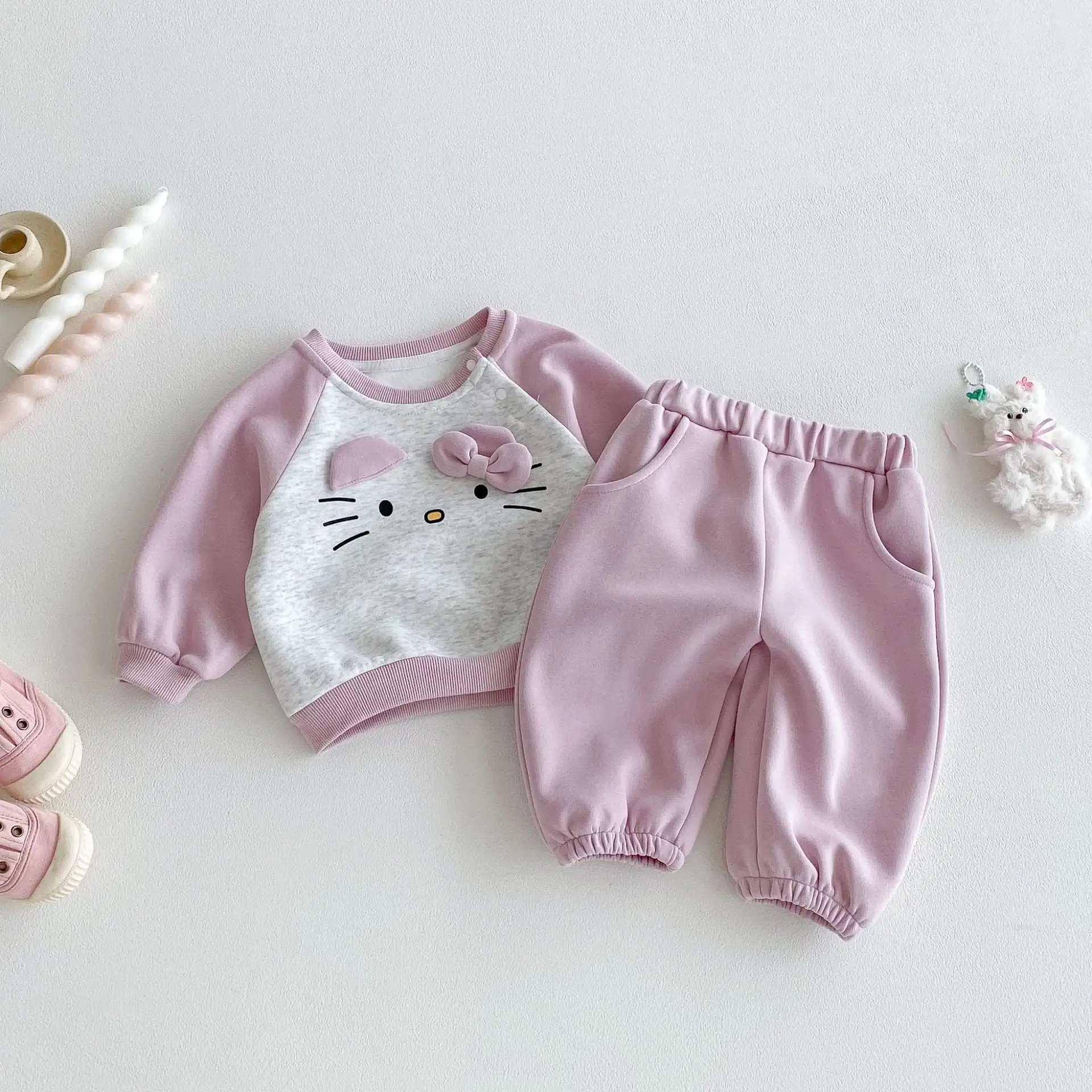 【73-110cm】可愛いネコ柄セットアップ