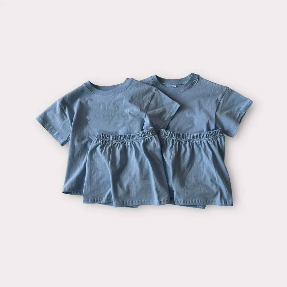 【💥在庫わずか】【80-130cm】着回し力抜群 定番 ルーズ おしゃれ 半袖Tシャツ+ショートパンツセットアップ