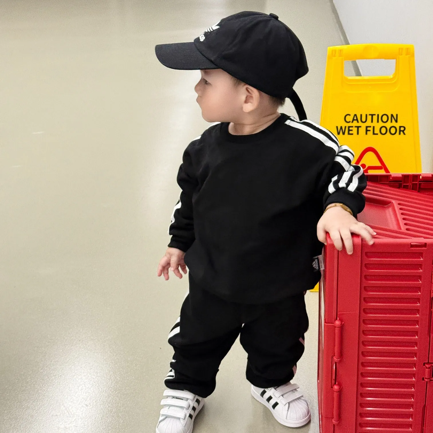 【80-130cm】二点セット 人気爆発中 通気性良い 着回し力抜群 長袖トレーナー+長ズボンセットアップ