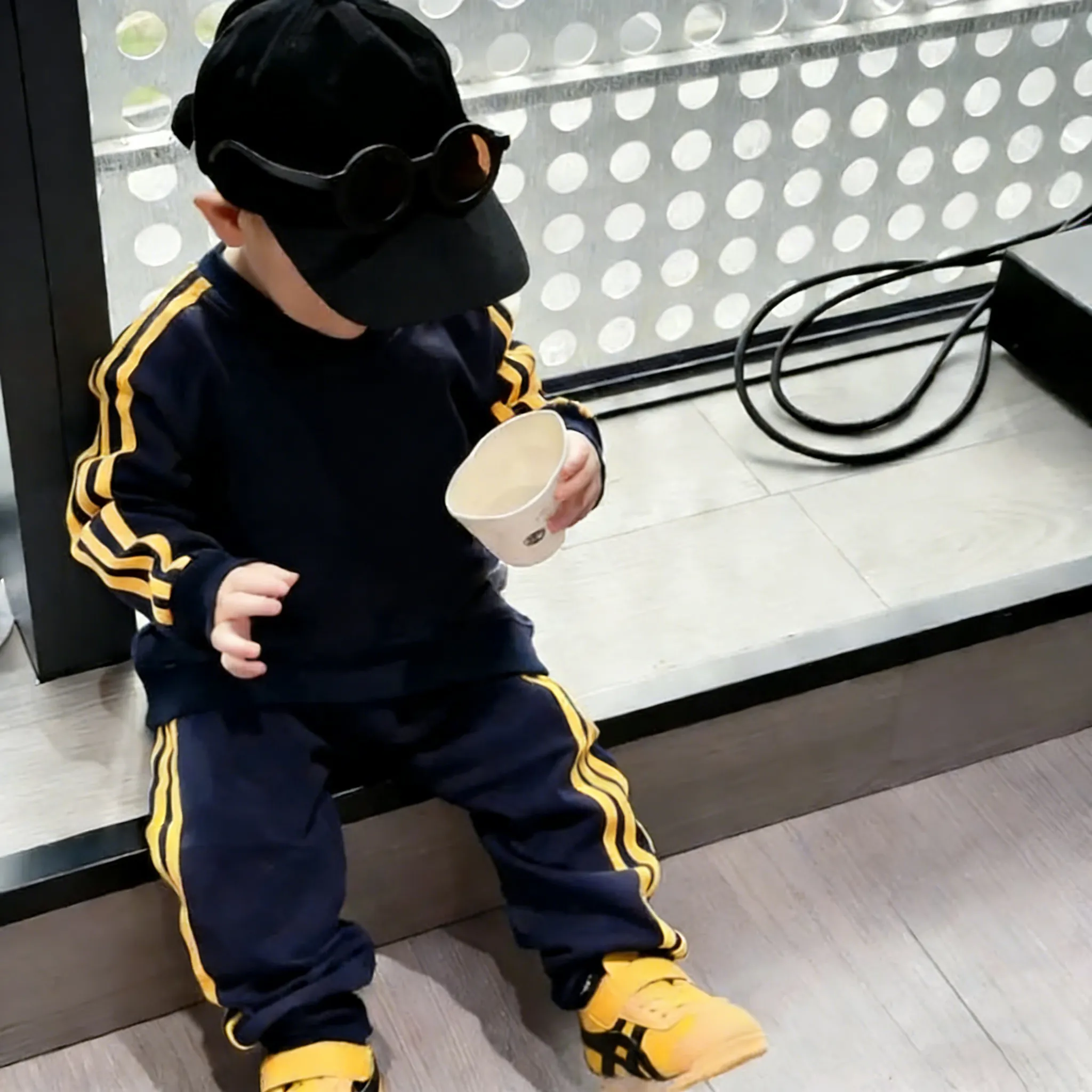 【90-150cm】二点セット 着回し力抜群 売れ筋 デイリーに大活躍 トレーナー+パンツセットアップ